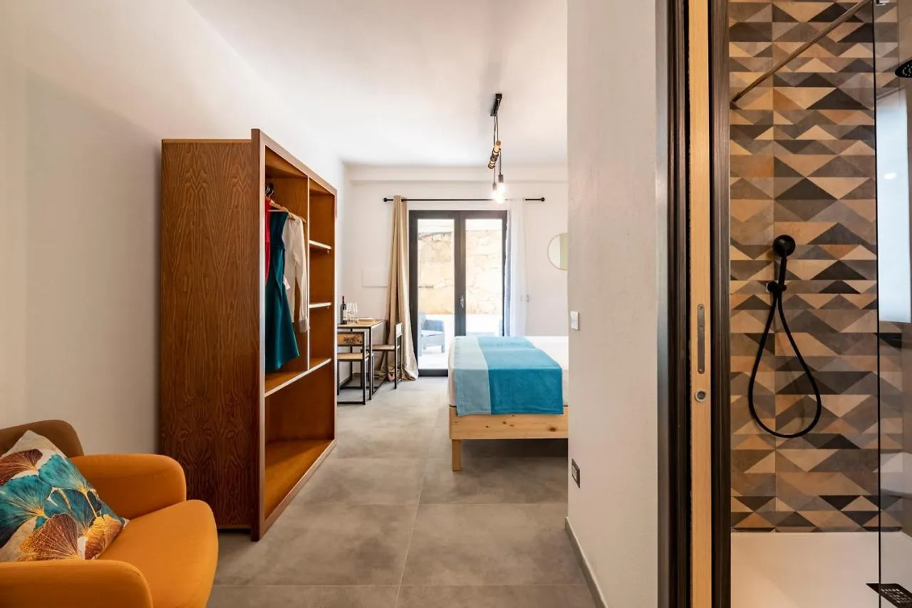 Prima Luna Bari Sardo Guest house